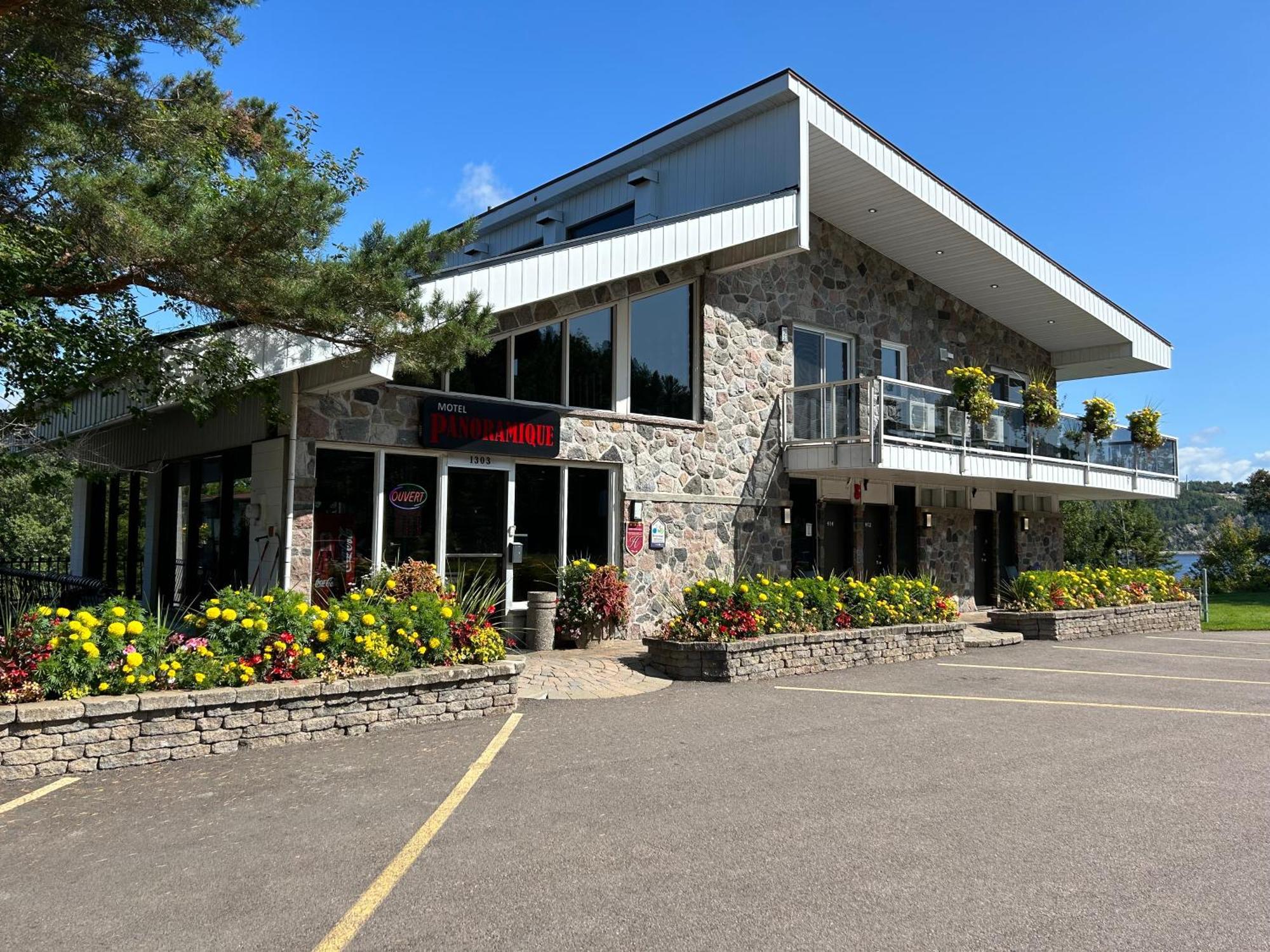 Motel Panoramique Chicoutimi 외부 사진