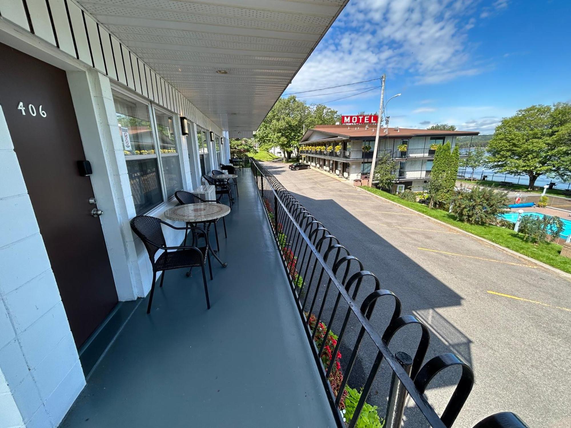 Motel Panoramique Chicoutimi 외부 사진