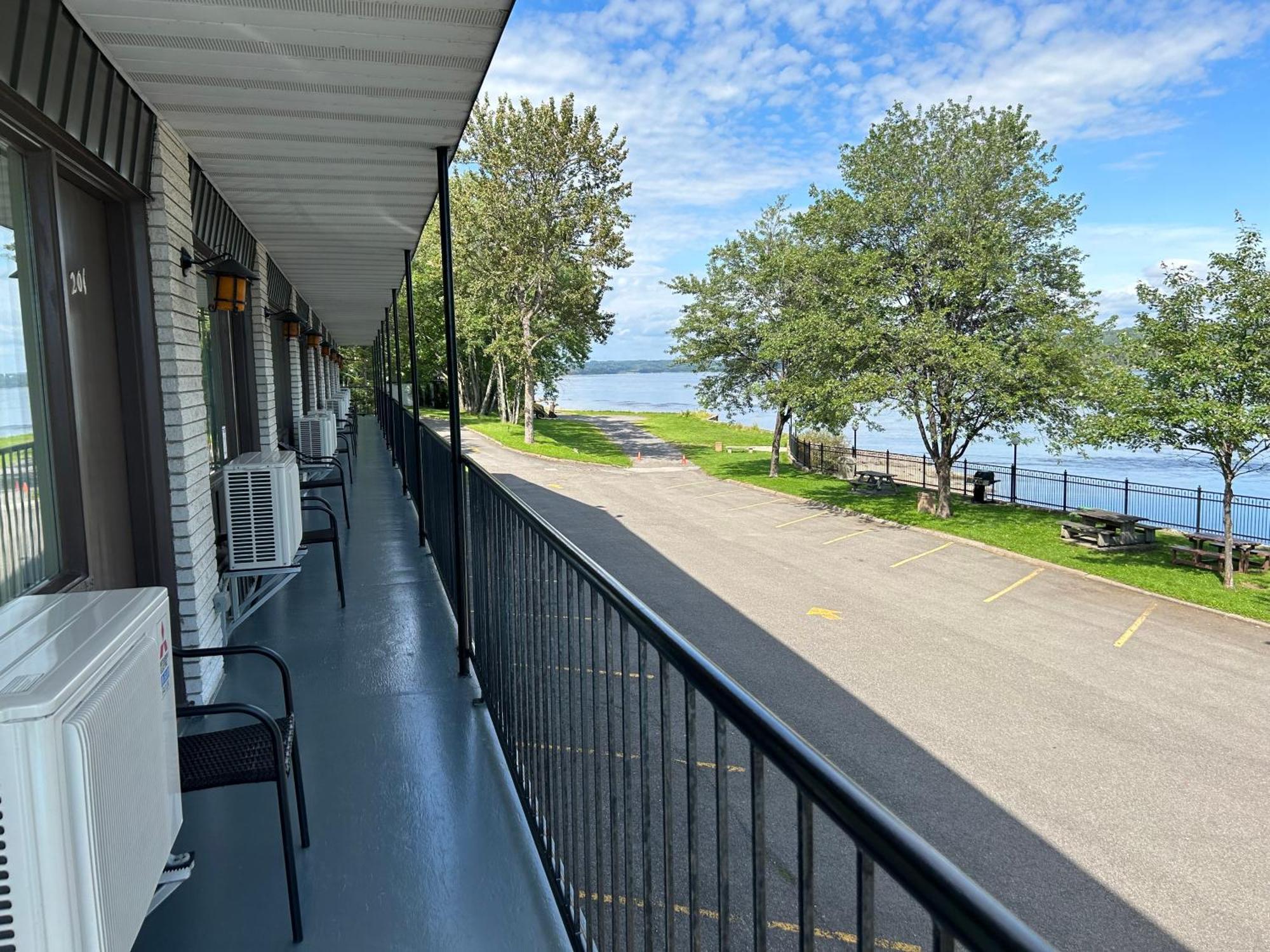 Motel Panoramique Chicoutimi 외부 사진