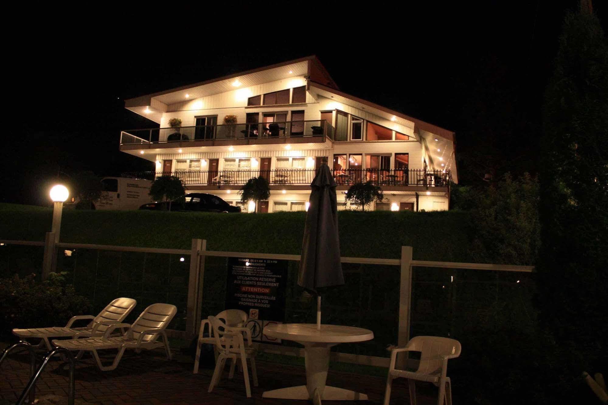 Motel Panoramique Chicoutimi 외부 사진