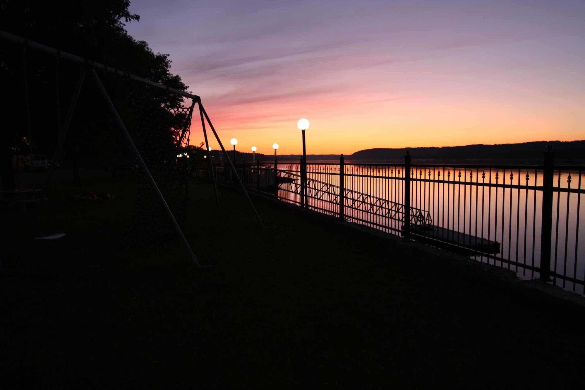 Motel Panoramique Chicoutimi 외부 사진