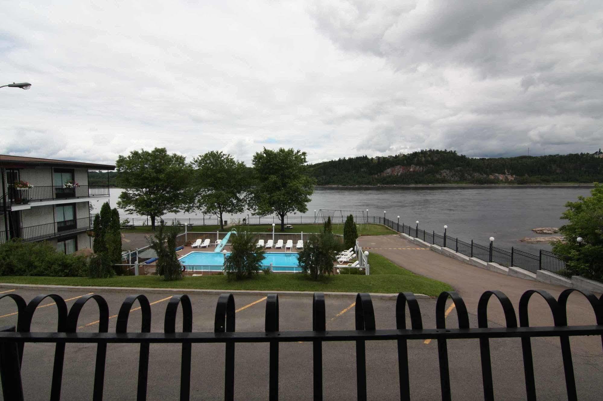 Motel Panoramique Chicoutimi 외부 사진